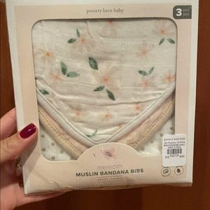 Pottery Barn baby Meredith Muslim burp cloths